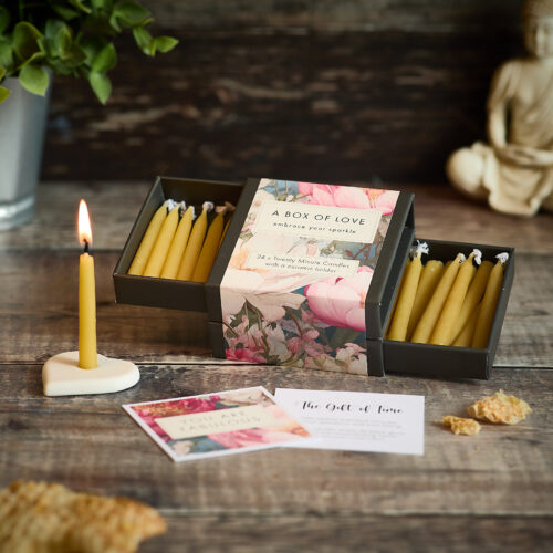 A Box of Love (Floral) EN